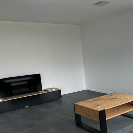 Moderne Ferienwohnung Sonnenbuehl ジンゲン エクステリア 写真