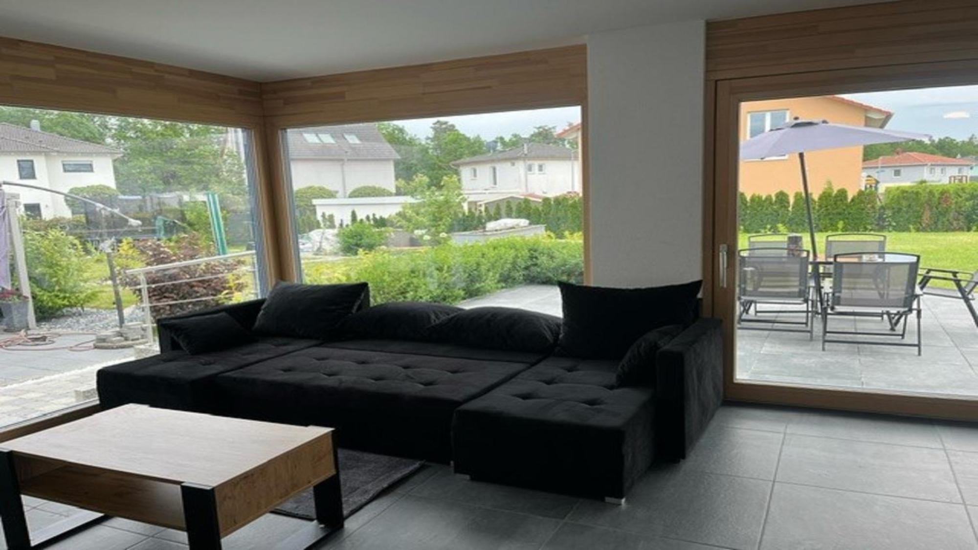 Moderne Ferienwohnung Sonnenbuehl ジンゲン エクステリア 写真