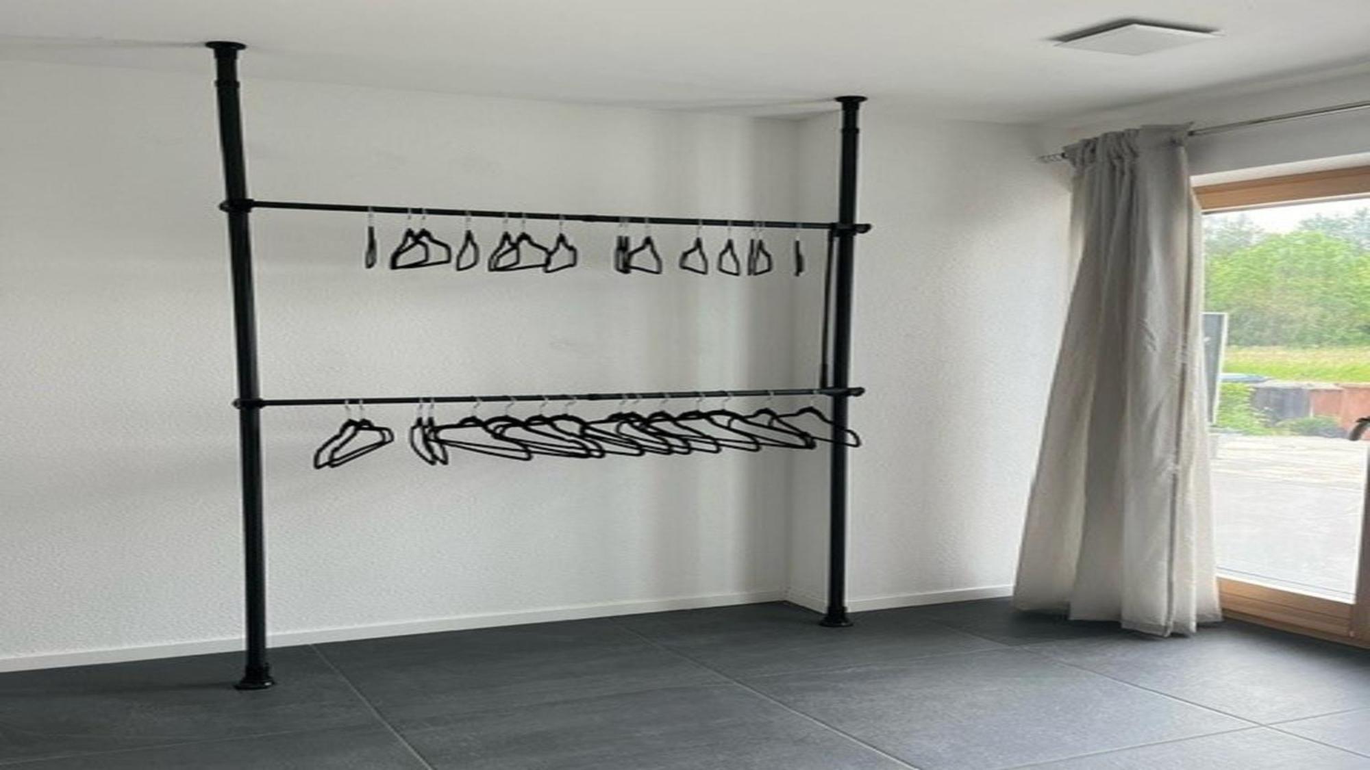 Moderne Ferienwohnung Sonnenbuehl ジンゲン エクステリア 写真