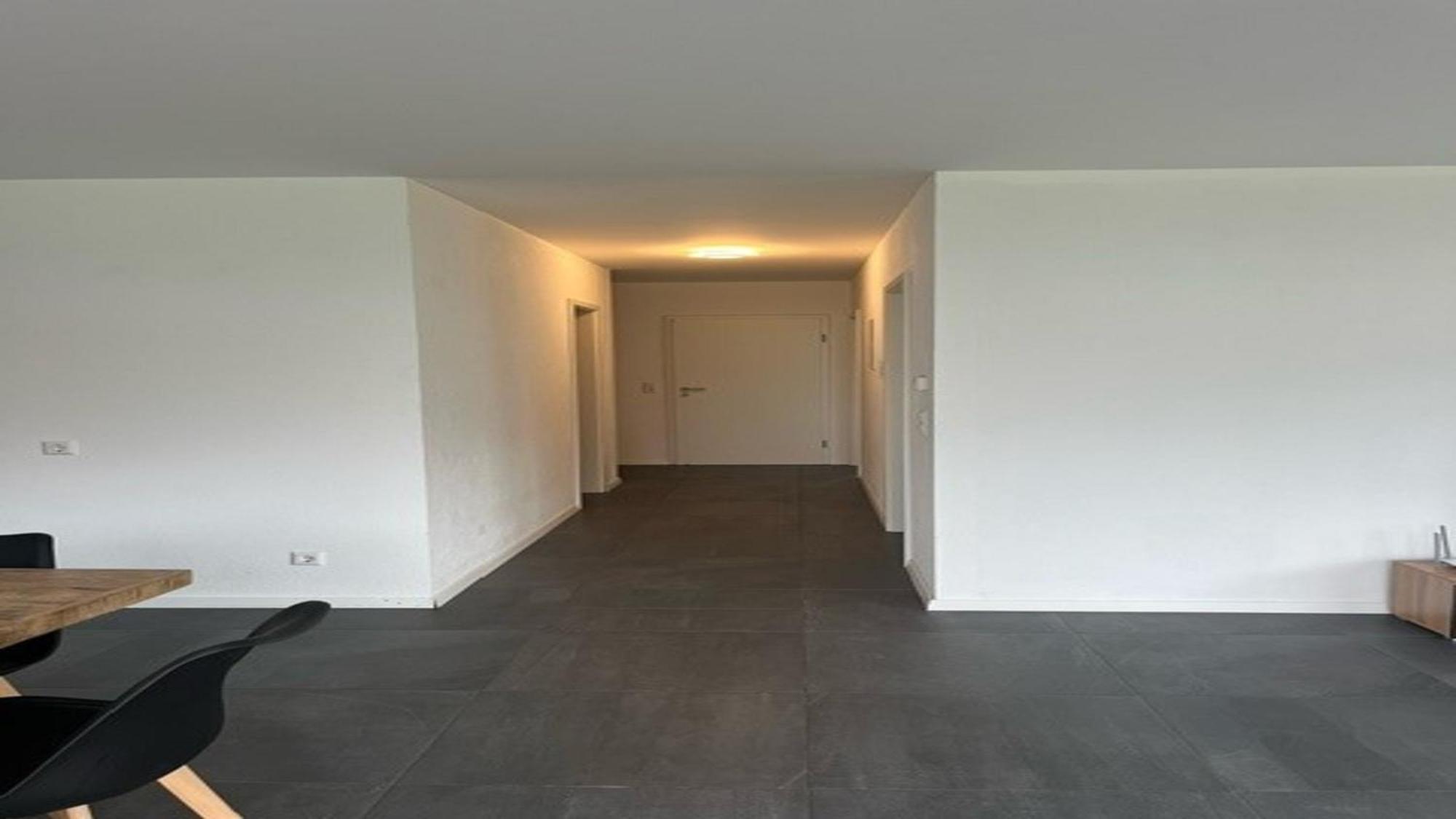 Moderne Ferienwohnung Sonnenbuehl ジンゲン エクステリア 写真